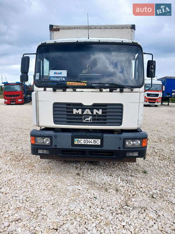 Грузовой фургон MAN 18.220 2004 в Львове