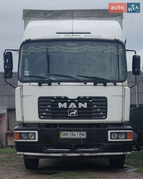 Тентованый MAN 18.220 2005 в Житомире