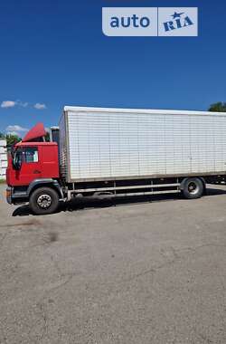 Вантажний фургон MAN 18.224 2000 в Дніпрі