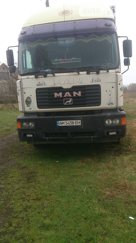 Тентований MAN 18.225 2005 в Житомирі