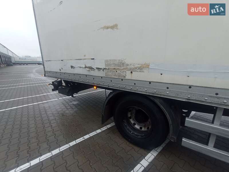 Грузовой фургон MAN 18.225 2002 в Броварах