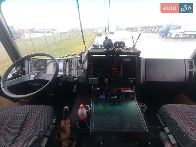 Грузовой фургон MAN 18.225 2002 в Броварах