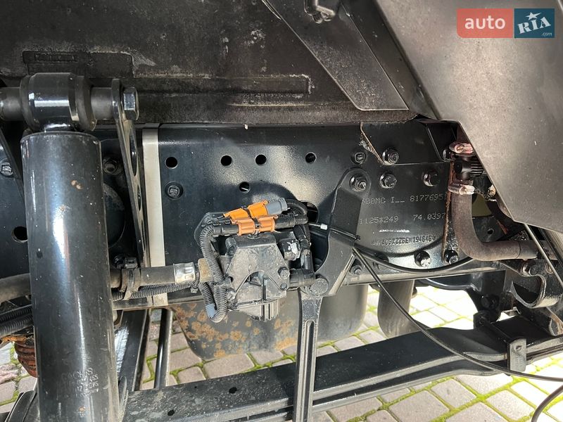 Тягач MAN 18.403 2013 в Хусте