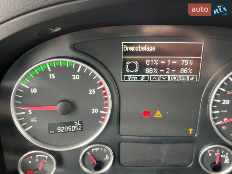 Тягач MAN 18.403 2008 в Хусті