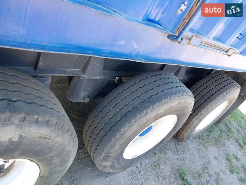 Тягач MAN 18.413 2002 в Новоархангельську