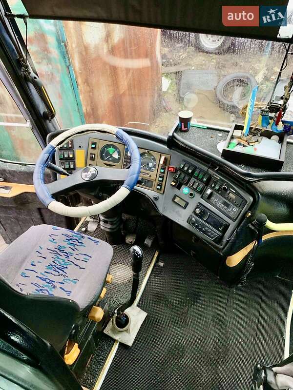 Туристический / Междугородний автобус MAN 18.420 1998 в Броварах