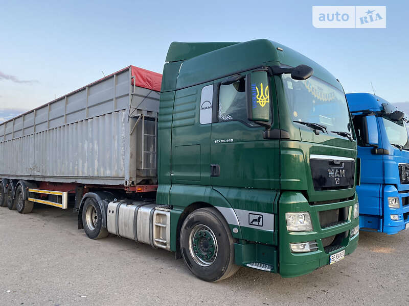 Зерновоз MAN 18.440 2011 в 