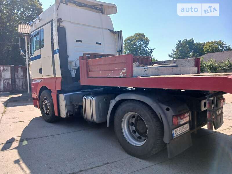 Тягач MAN 18.440 2007 в Мукачевому