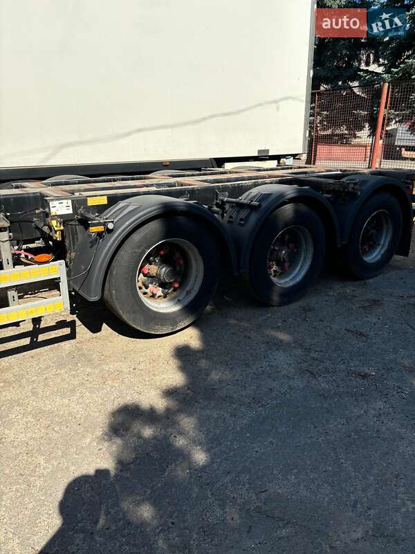 Тягач MAN 18.440 2011 в Луцьку фото 9 Тягач MAN 18.440 2011 в Луцьку