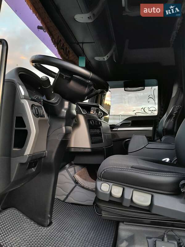 Самосвал MAN 18.440 2008 в Тараще