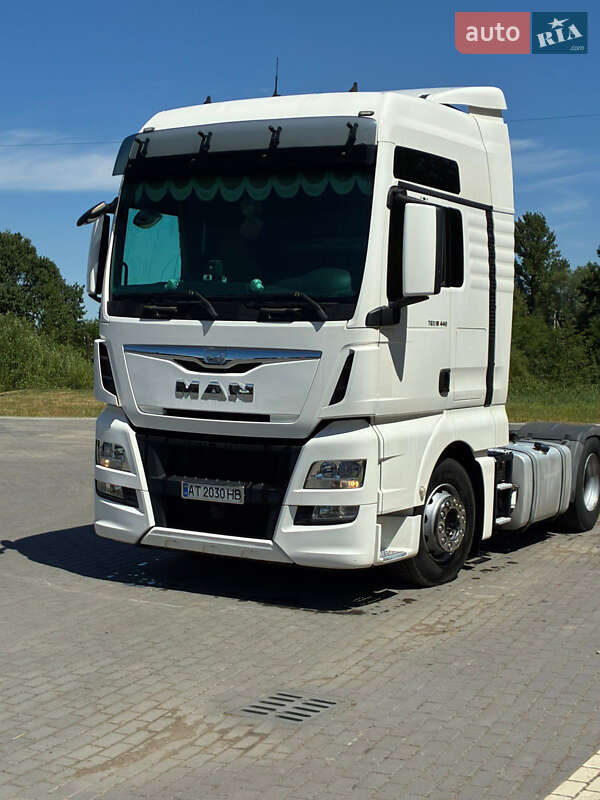 Тягач MAN 18.440 2014 в Долине