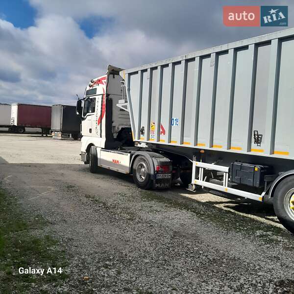 Тягач MAN 18.440 2009 в Теофиполе