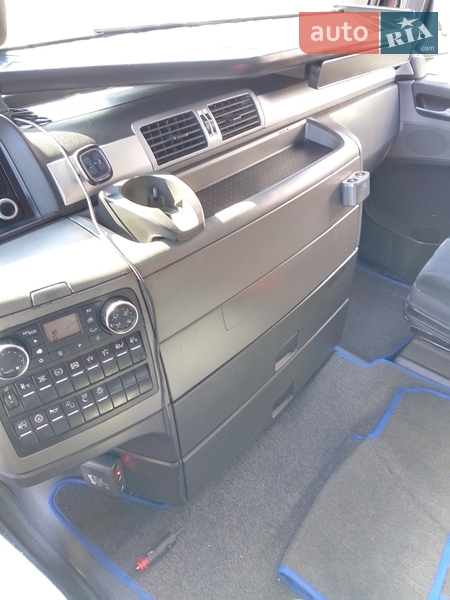 Тягач MAN 18.440 2009 в Львове