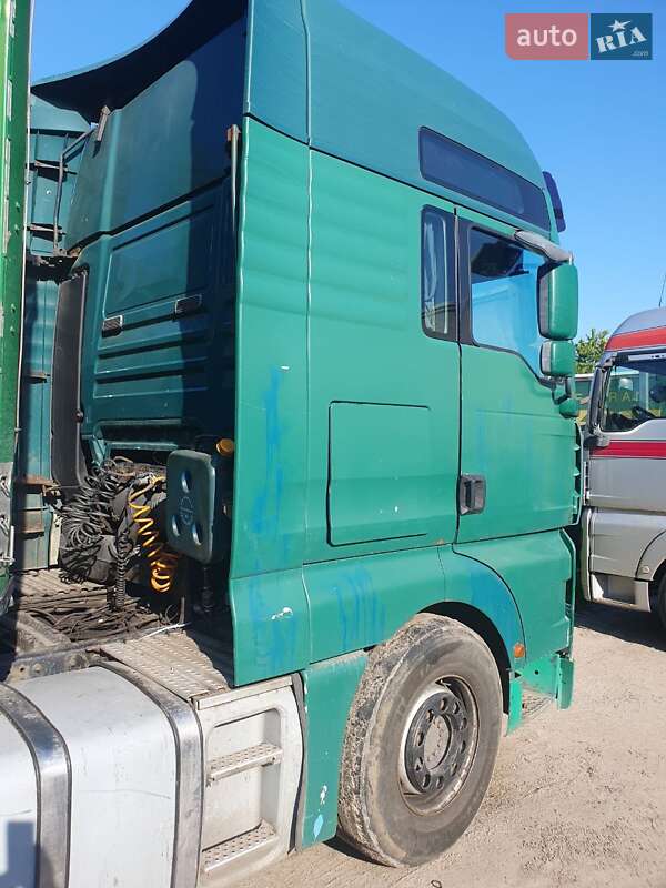 Тягач MAN 18.463 2002 в Полтаве