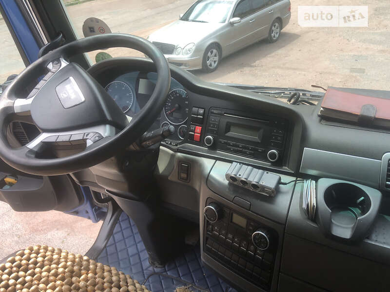 Тягач MAN 18.480 2008 в Овруче