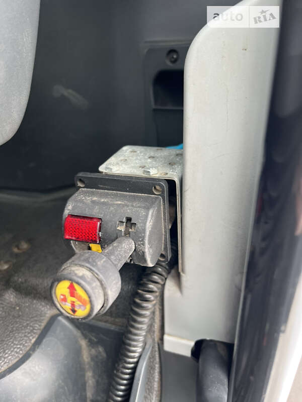 Тягач MAN 18.480 2011 в Одессе