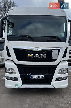 Контейнеровоз MAN 18.480 2015 в 