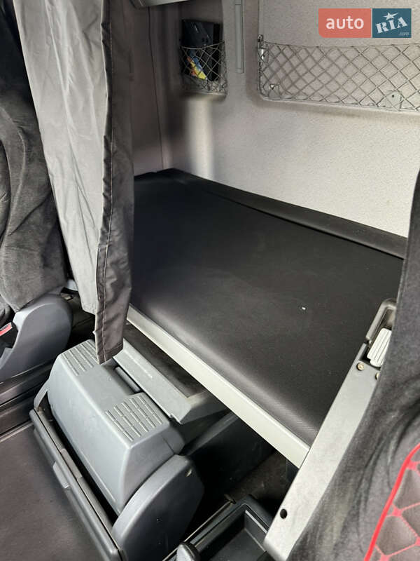 Тягач MAN 18.480 2015 в Запорожье