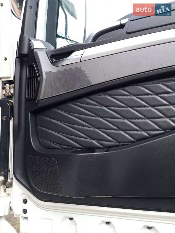 Тягач MAN 18.480 2014 в Золотоноші