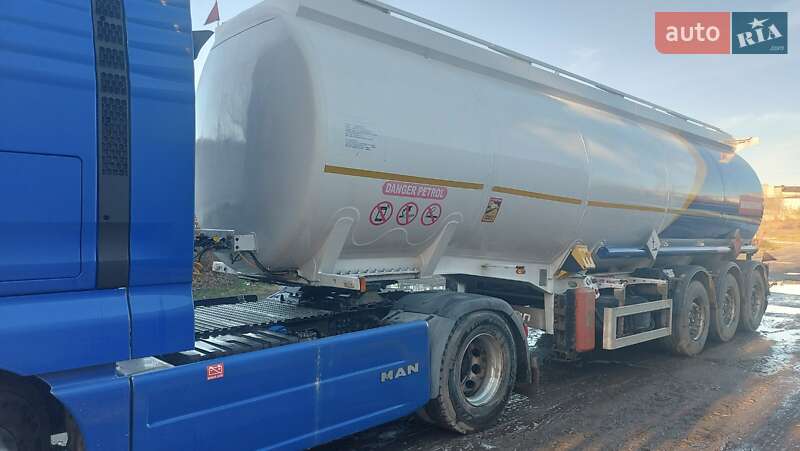 Тягач MAN 18.480 2012 в Кременці