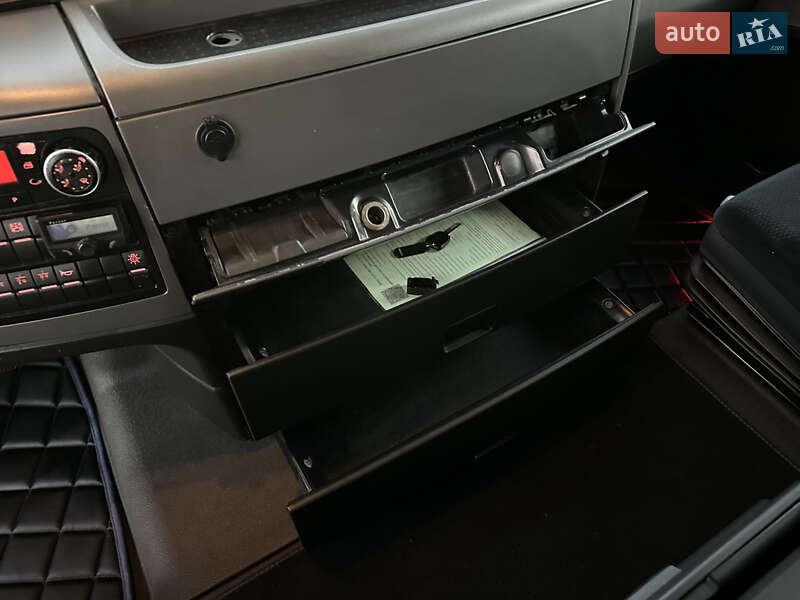 Тягач MAN 18.480 2012 в Умані