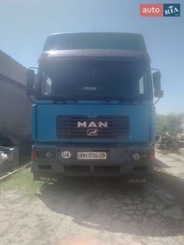 Тягач MAN 19.414 1999 в Сараті