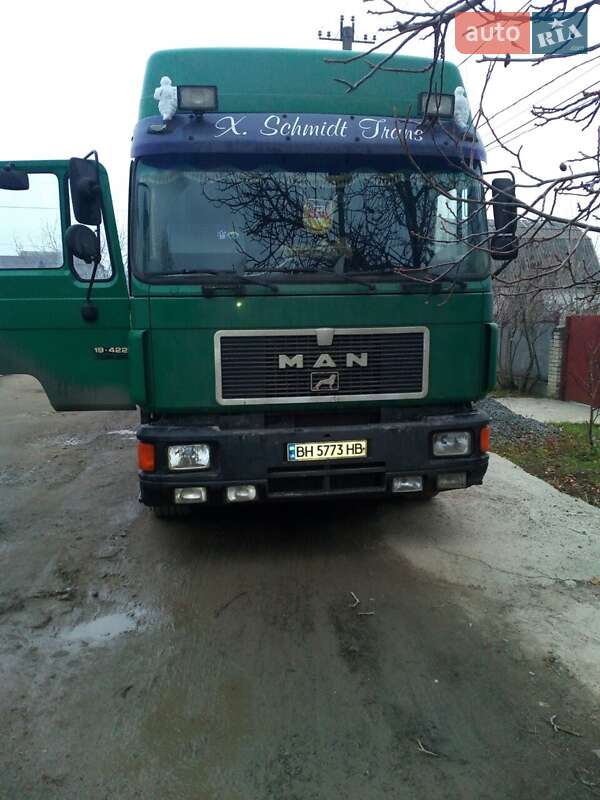 Тягач MAN 19.422 1994 в 