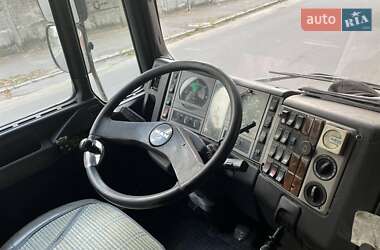 Контейнерний навантажувач MAN 24.222 1999 в 