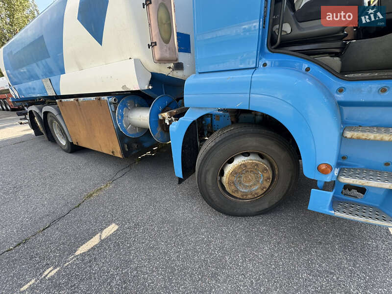 Бензовоз MAN 26.400 2006 в Києві