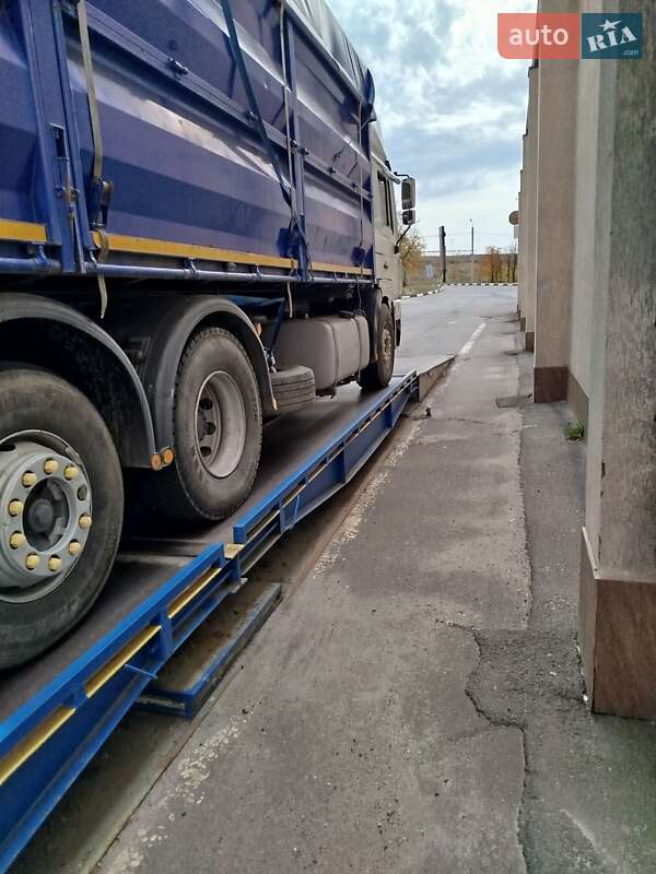 Контейнеровоз MAN 26.403 1996 в Харкові