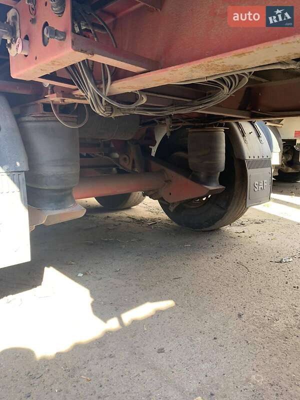 Зерновоз MAN 26.413 2002 в Жашківу