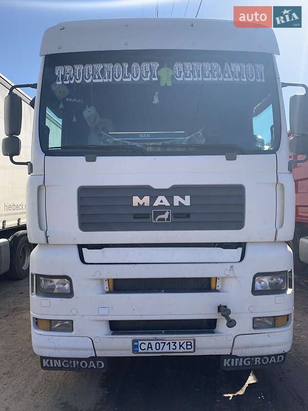 Зерновоз MAN 26.413 2002 в Жашківу