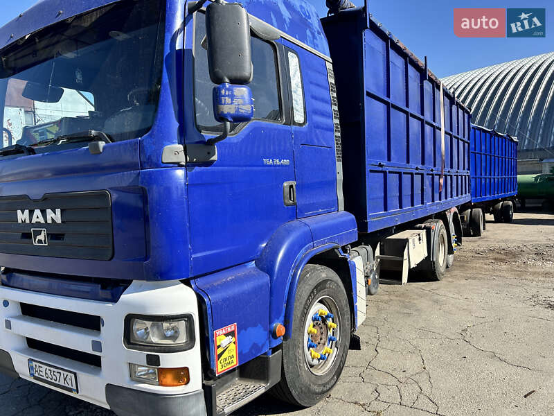 Самосвал MAN 26.413 2004 в Каменском