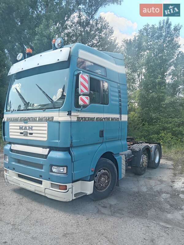 Тягач MAN 26.413 2002 в Києві