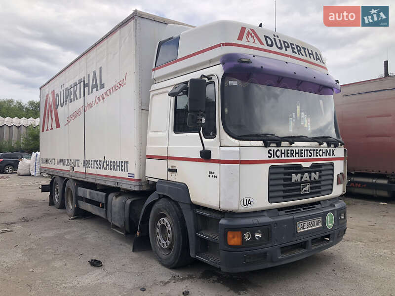 Грузовой фургон MAN 26.414 2000 в Днепре