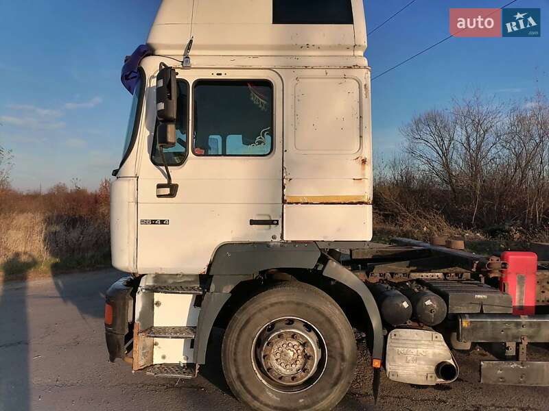 Контейнеровоз MAN 26.414 2000 в Калуші