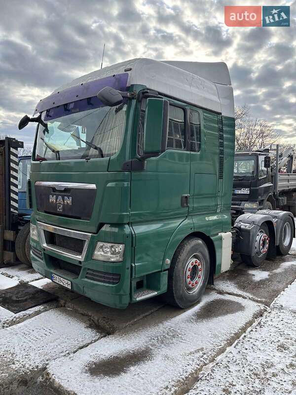 Тягач MAN 26.440 2011 в 