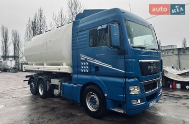 Цистерна MAN 26.440 2008 в Киеве