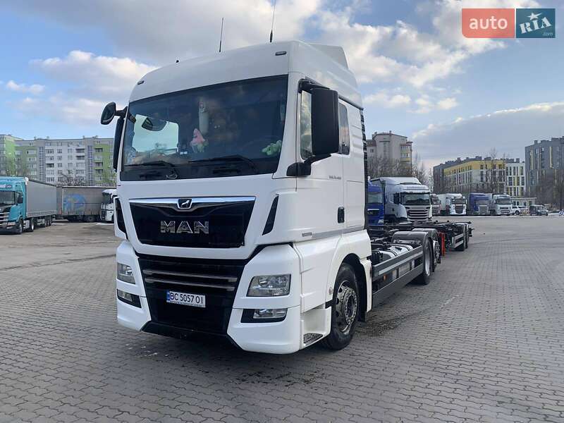 Контейнеровоз MAN 26.460 2017 в Львові