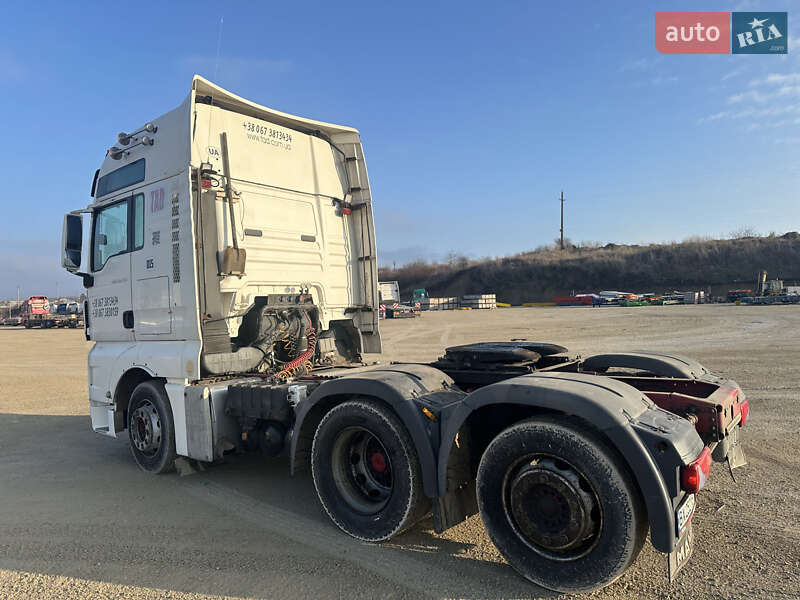 Тягач MAN 26.480 2008 в Волочиске