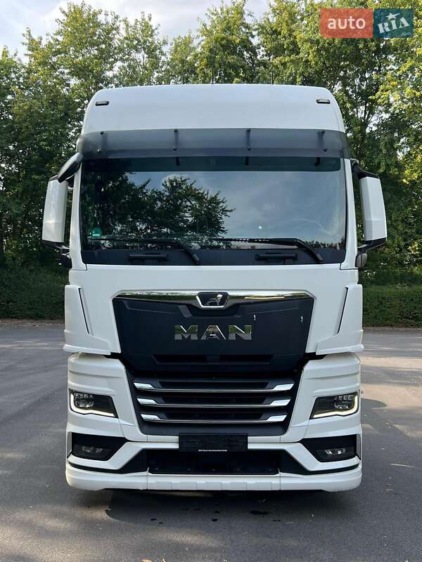 Контейнеровоз MAN 26 2021 в Черновцах