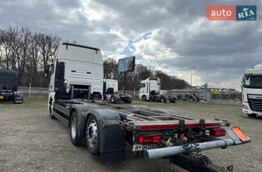Контейнеровоз MAN 26 2020 в Черновцах