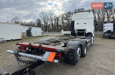 Контейнеровоз MAN 26 2020 в Черновцах