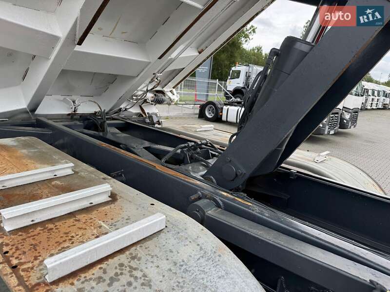 Самосвал MAN 35.364 2005 в Виннице фото 13 Самосвал MAN 35.364 2005 в Виннице