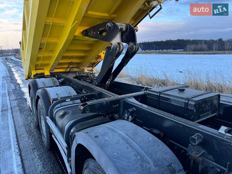 Самосвал MAN 35.403 2009 в Виннице