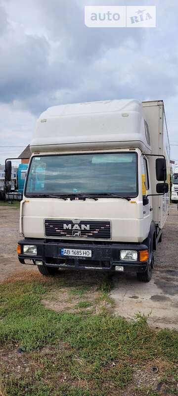 Грузовой фургон MAN 8.113 2000 в Виннице