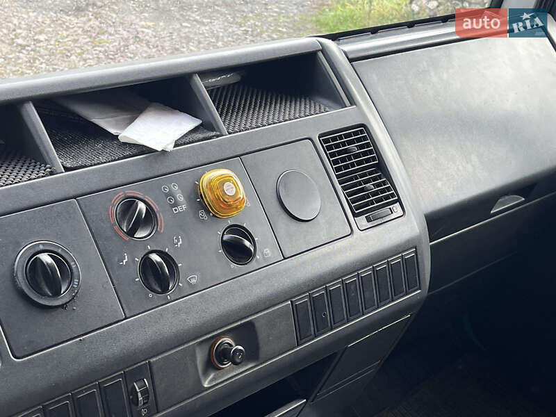 Тентований MAN 8.163 1998 в Ланівці фото 4 Тентований MAN 8.163 1998 в Ланівці