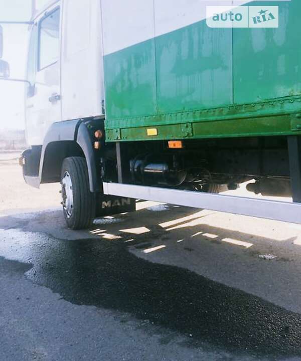 Грузовой фургон MAN 8.180 2005 в Вознесенске