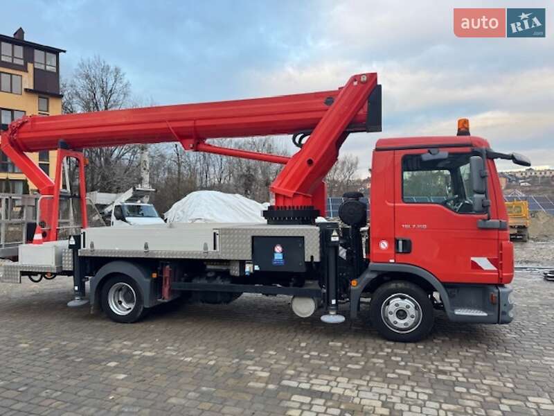 Автовышка MAN 8.180 2012 в Черновцах фото 8 Автовышка MAN 8.180 2012 в Черновцах