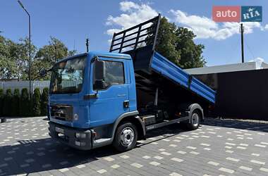 Вантажопасажирський фургон MAN 8 2011 в Бучачі